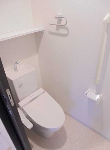 ラリーズのトイレ写真