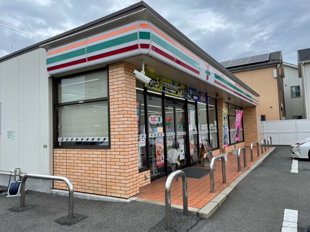 コンビニ　セブンイレブン広島海田つくも町店（コンビニ）まで250m