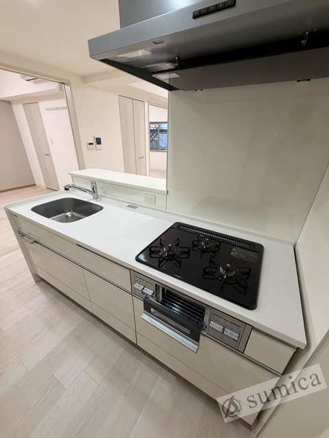 キッチン　３口システムキッチンでお料理楽しく♪♪