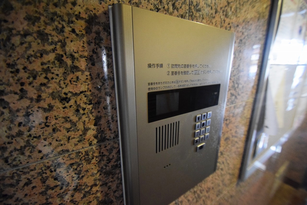 広島電鉄皆実線 比治山橋駅 徒歩5分 8階建 築27年の外観写真