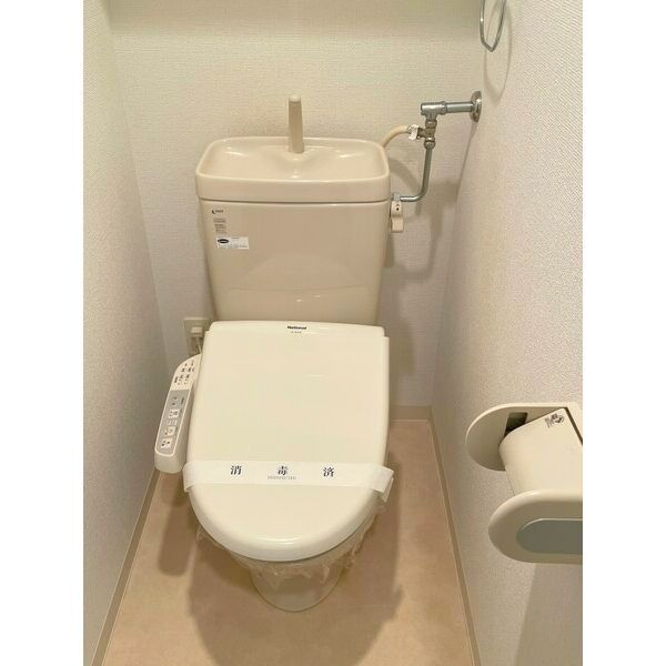 ＪＲ函館本線 琴似駅 徒歩1分 9階建 築19年のトイレ写真