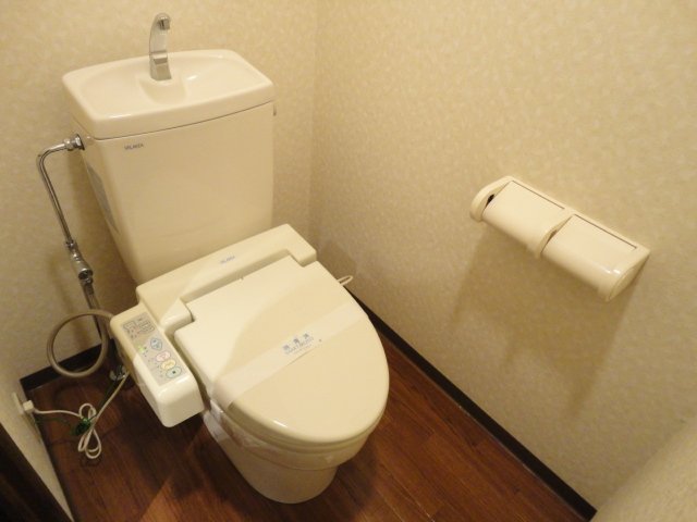 トイレ　シャワー付トイレ