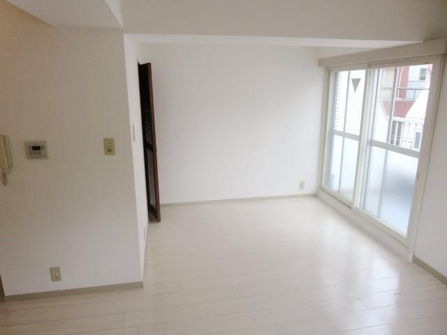 その他部屋・スペース　★洋室7帖広めのお部屋です★