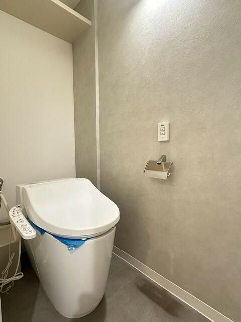 東急田園都市線 駒沢大学駅 徒歩2分 30階建 築26年のトイレ写真