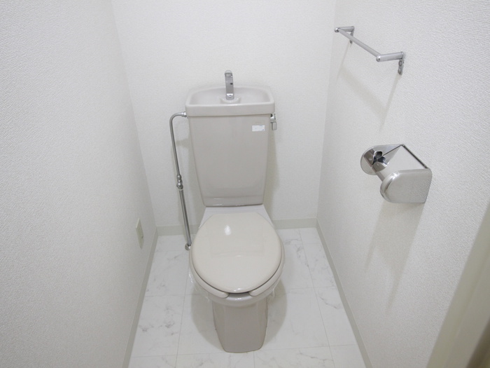 ア-ル.エム.ビルのトイレ写真