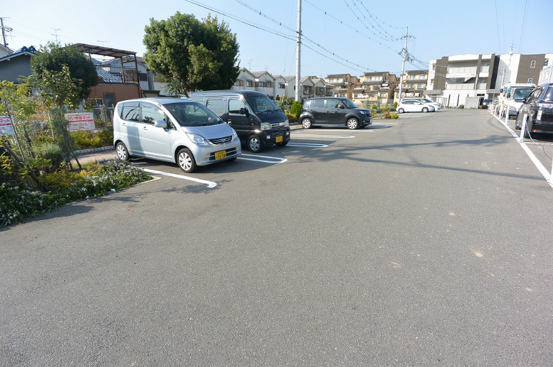 駐車場　駐車場