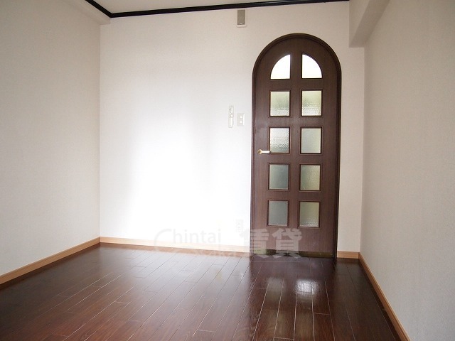サンクス東三国の居間写真