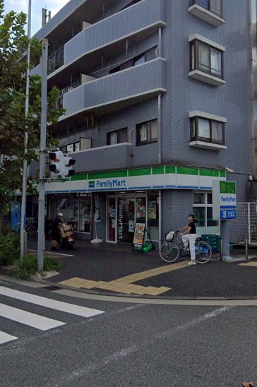 コンビニ　ファミリーマート かさいゴム通り店（コンビニ）まで134m