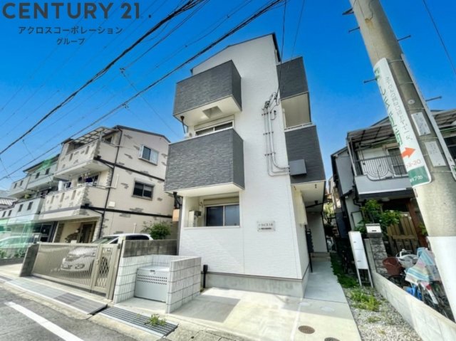 建物外観　オートロック完備で安心のセキュリティ♪