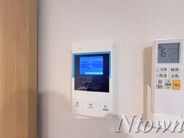 セキュリティ　モニター付きインターホンです。