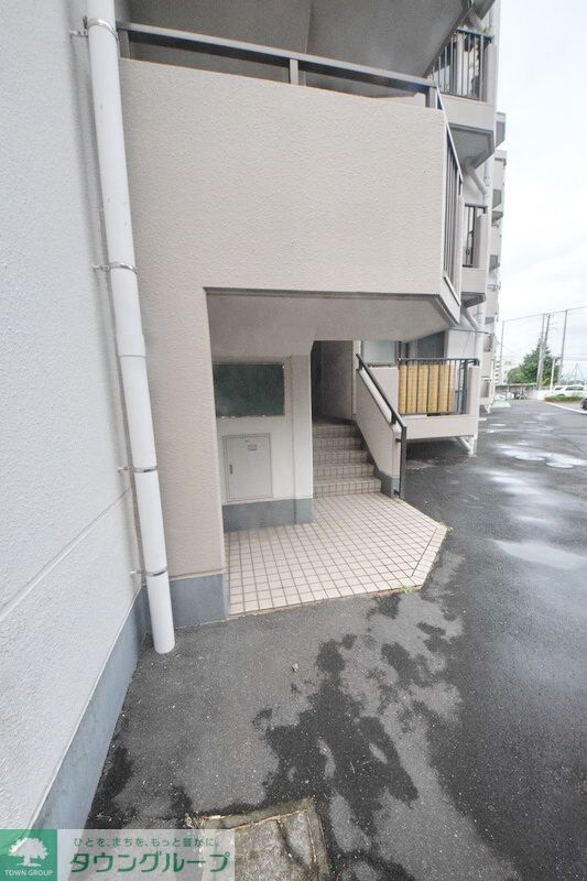 エントランス　エントランス