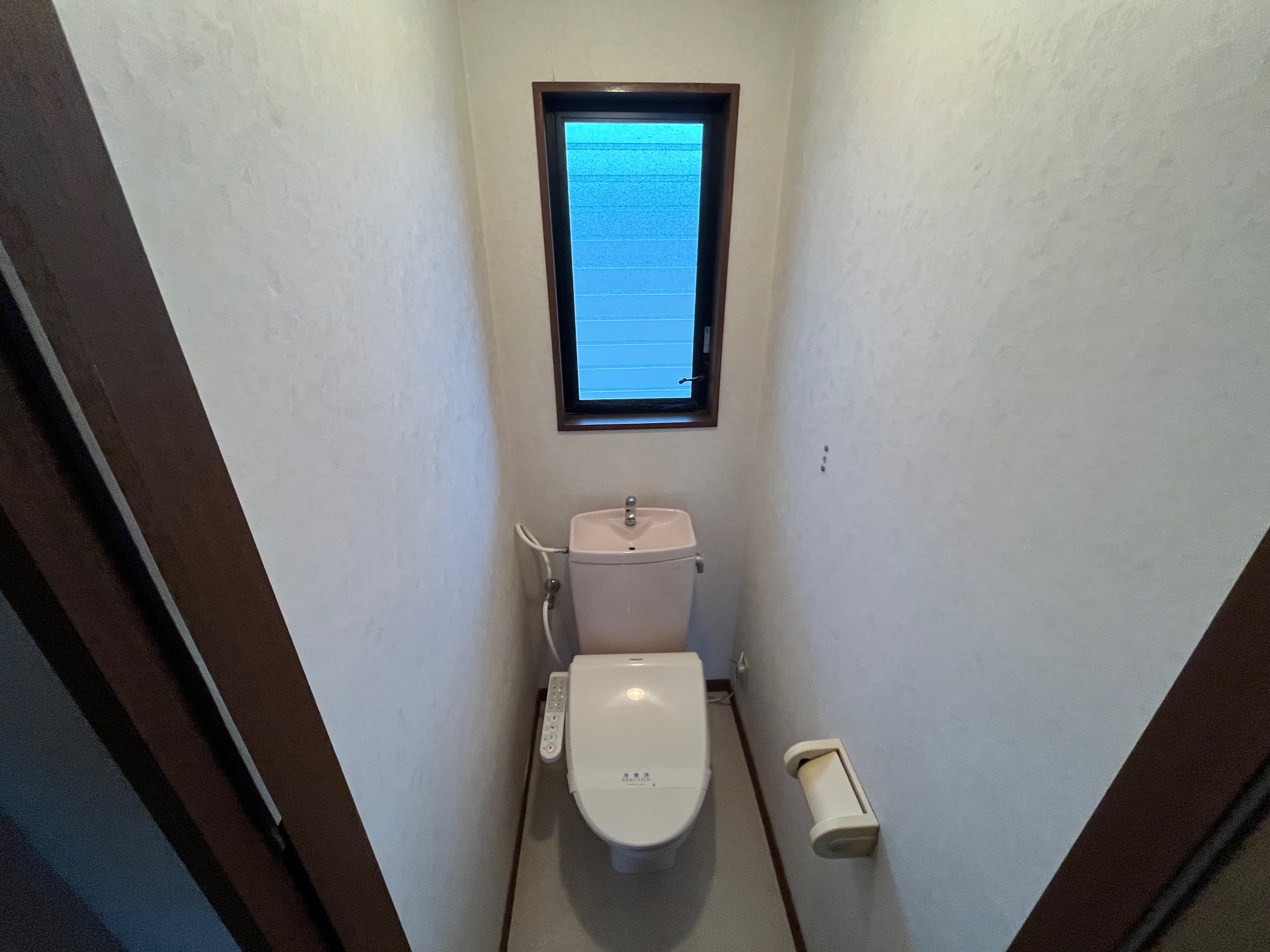 トイレ　ウォシュレット付き！