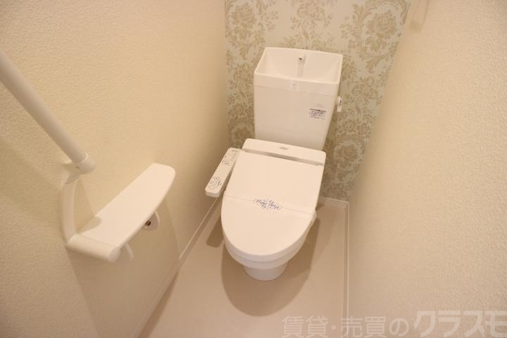 【シャーメゾン住吉のトイレ】