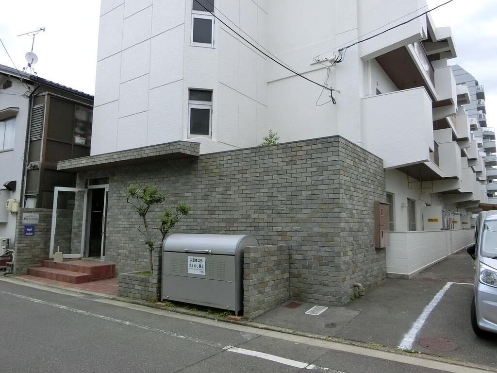 広島市西区大宮のマンションの建物外観