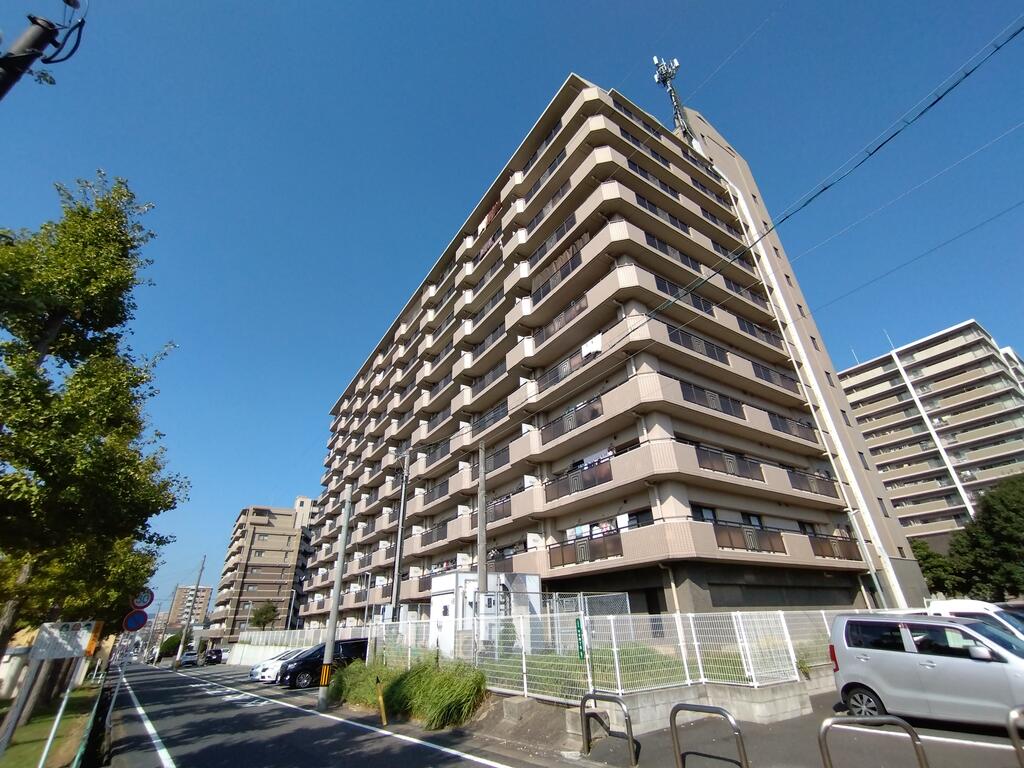 【エクセレント中井の建物外観】