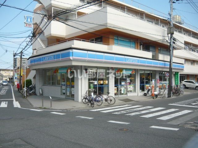コンビニ　ローソン 鹿児島唐湊四丁目店（コンビニ）まで207m