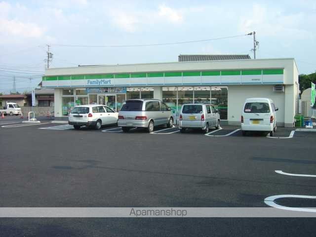 その他　ファミリーマート松本島内店（その他）まで787m