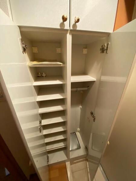 玄関　（別タイプ参考写真）スカイコートヌーベル池袋　豊島区東池袋２