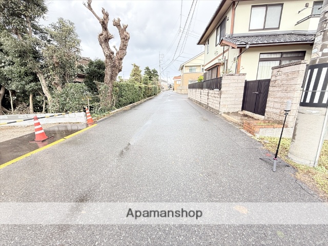 その他　前面道路（その他）まで0m