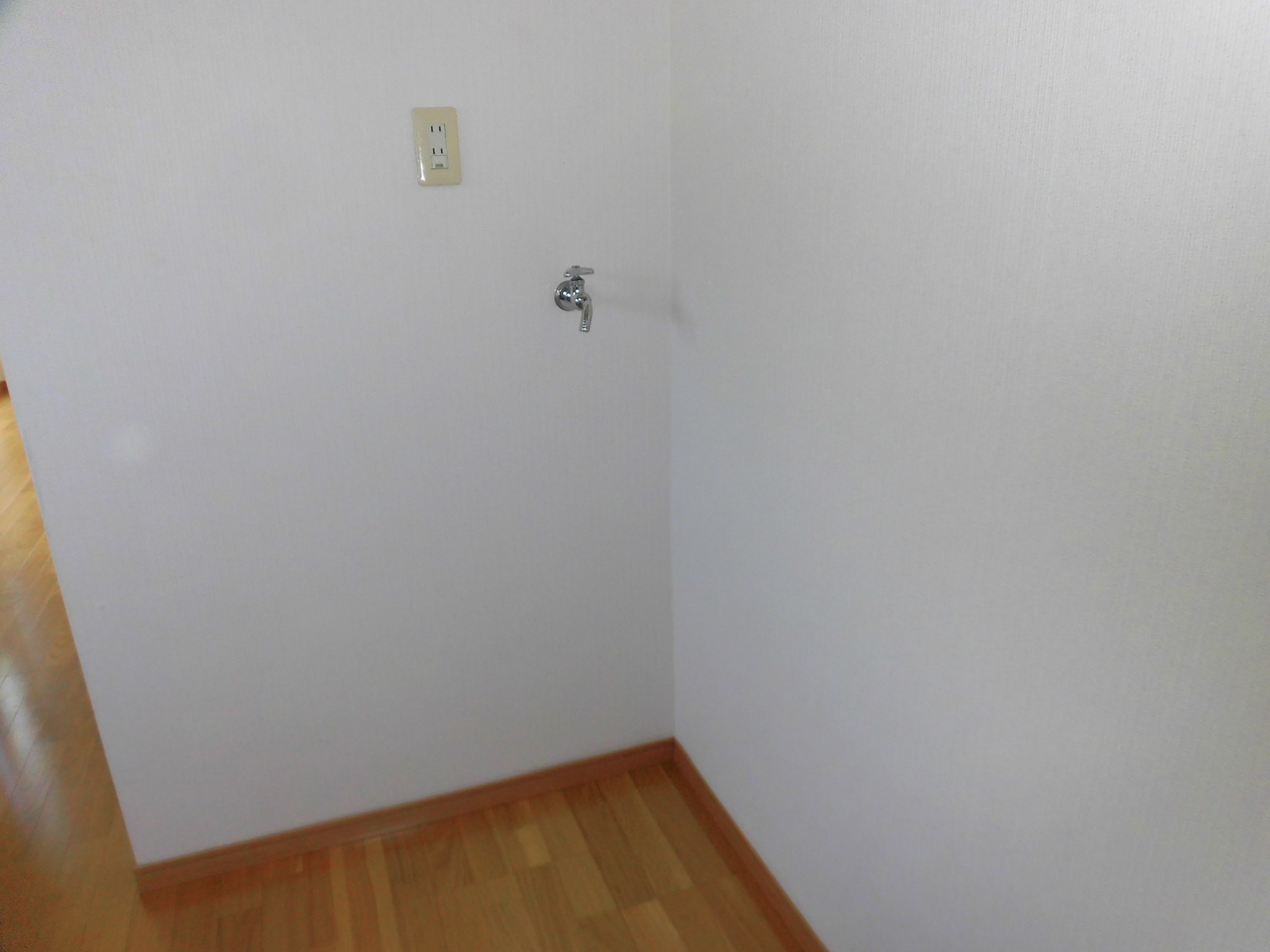 その他設備　（参考）洗濯機置き場