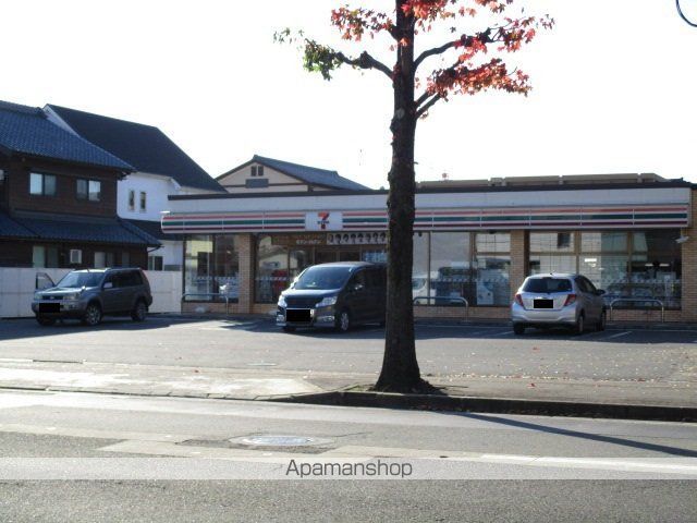 コンビニ　セブンイレブン（コンビニ）まで50m