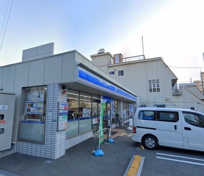 コンビニ　ローソン西宮中須佐町店（コンビニ）まで472m