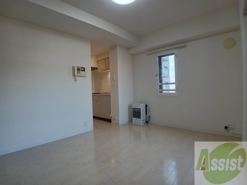 居室・リビング　広くてキレイなお部屋が広がっていて、充実した生活が送れそう。