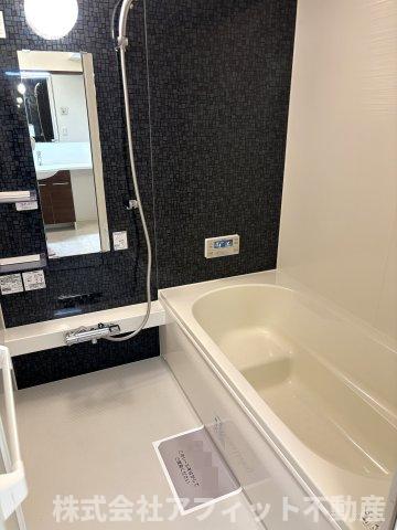 バス・シャワールーム　追い焚き機能付き