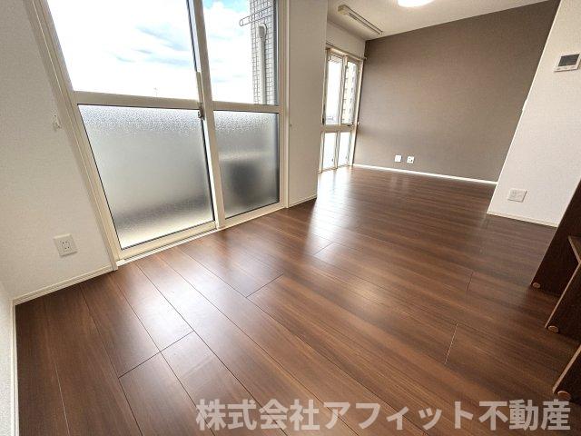 居室・リビング　LDK13.5帖