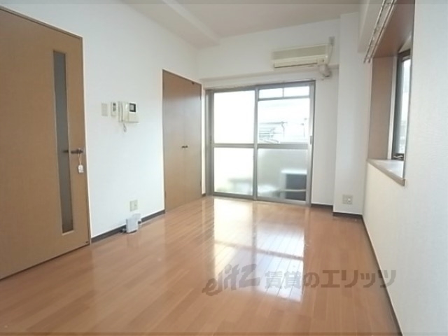 居室・リビング　洋室