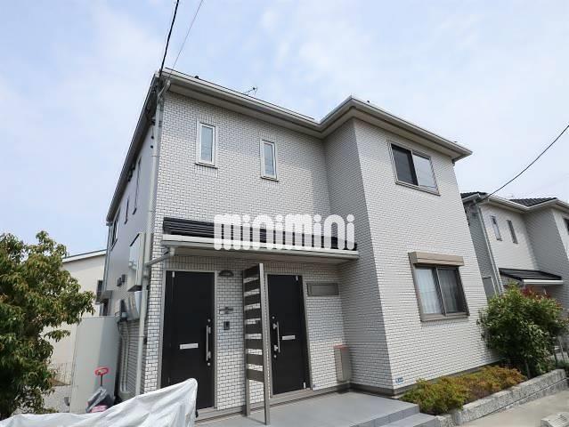 建物外観　１棟２戸の物件となります