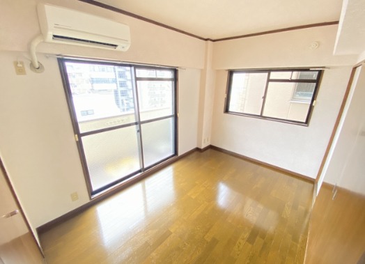 居室・リビング　広々としていいですね。