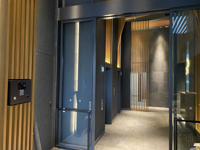 ショッピングセンター　靴下屋渋谷マークシティ店（ショッピングセンター）まで670m