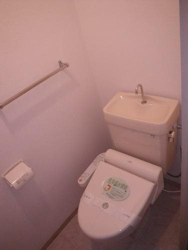 トイレ　別号室イメージ