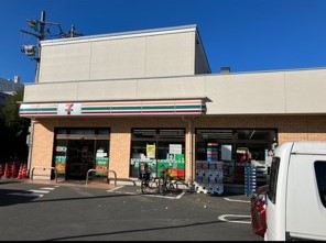 コンビニ　セブンイレブン世田谷等々力1丁目店（コンビニ）まで361m