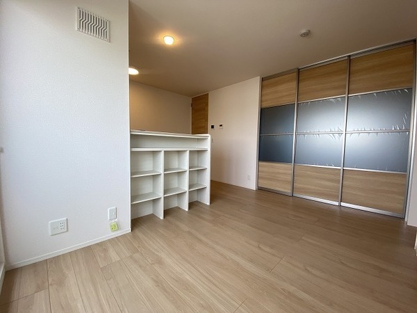 居室・リビング　カウンターキッチン！