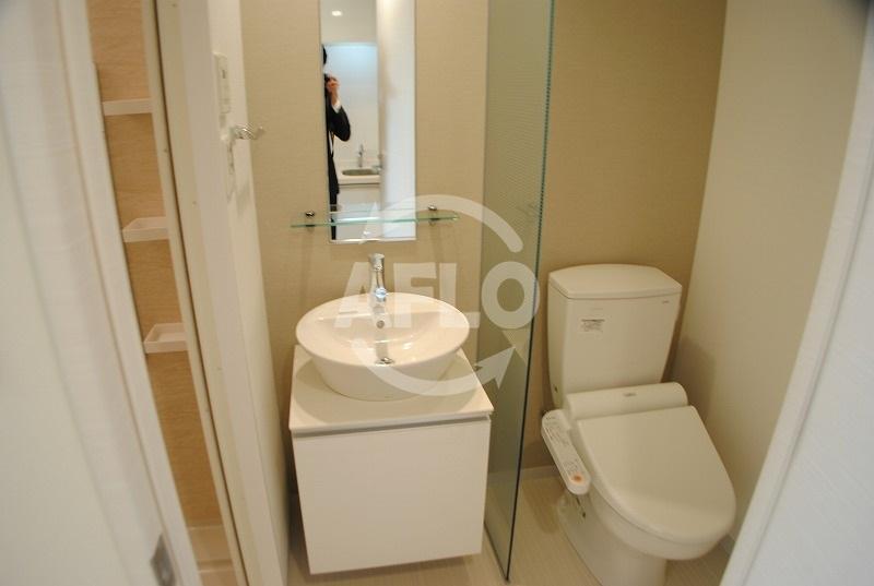 洗面設備　アーバンパーク難波　流行のアメセパ