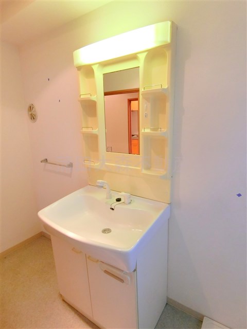 洗面設備　洗面脱衣所　独立洗面台