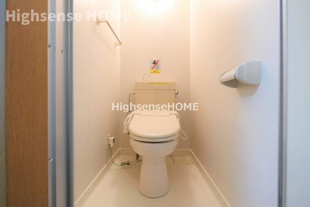 トイレ　清潔感のあるトイレです