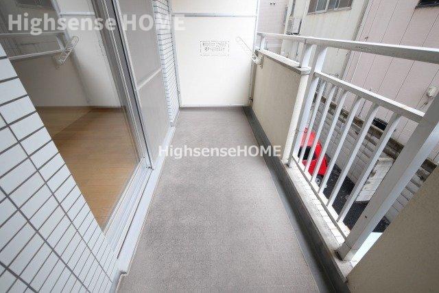 バルコニー　落ち着いた時間を過ごせるバルコニーです