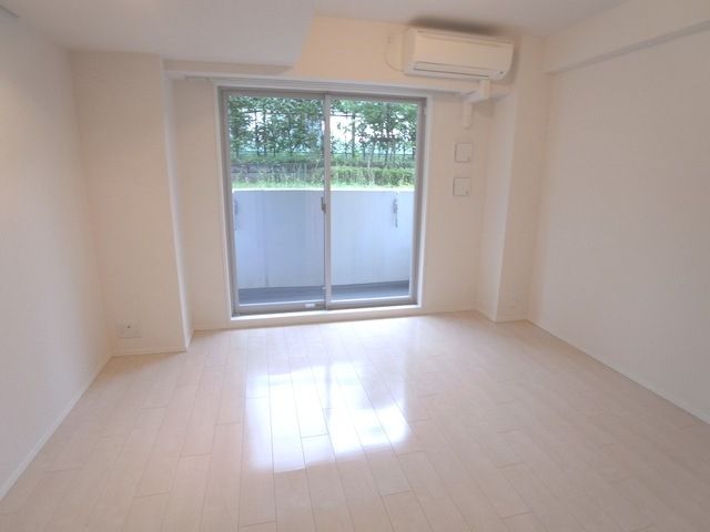 居室・リビング　同施工会社参考写真