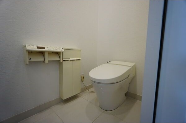 トイレ　ゆったりとした空間のトイレです