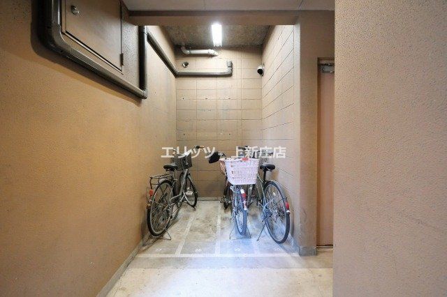 駐車場　駐輪場