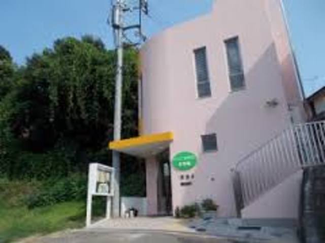 幼稚園・保育園　認定こども園子どもの森こども園こっこのもり保育園（幼稚園・保育園）まで952m