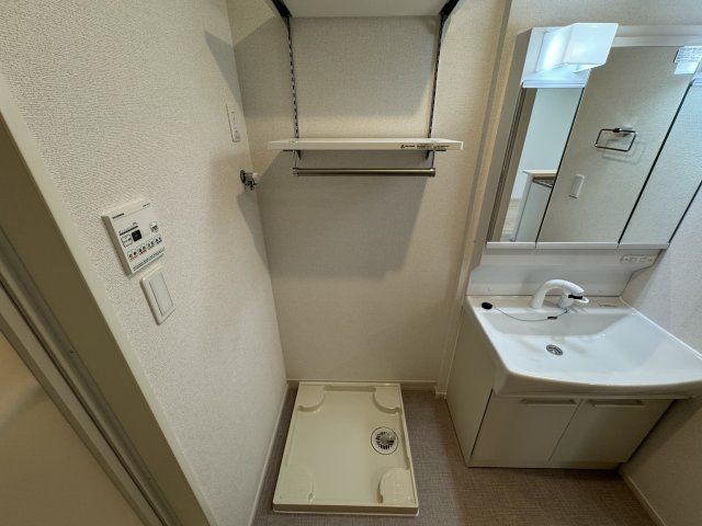 その他　室内洗濯機置場（同型タイプ）