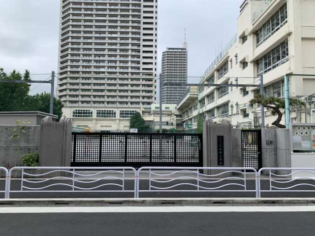 小学校　元加賀小学校（小学校）まで2060m