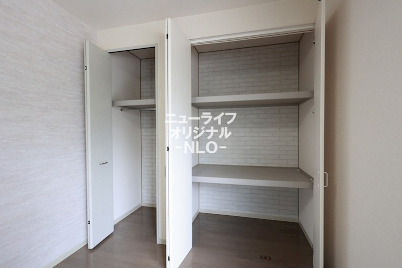 収納　布団から洋服までたくさん収納できます♪