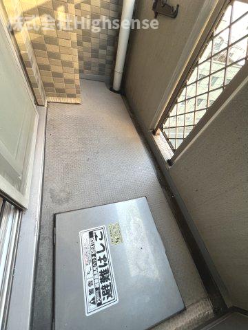 バルコニー　陽当たり良好なバルコニーです