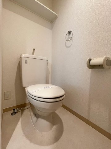 トイレ　清潔感のあるトイレです
