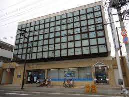銀行　七十七銀行宮町支店（銀行）まで124m
